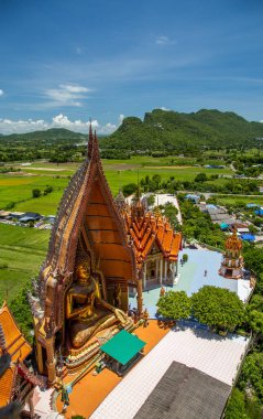 Wat Tham Khao Noi ve Wat Tham Sua, Kanchanaburi, Tayland