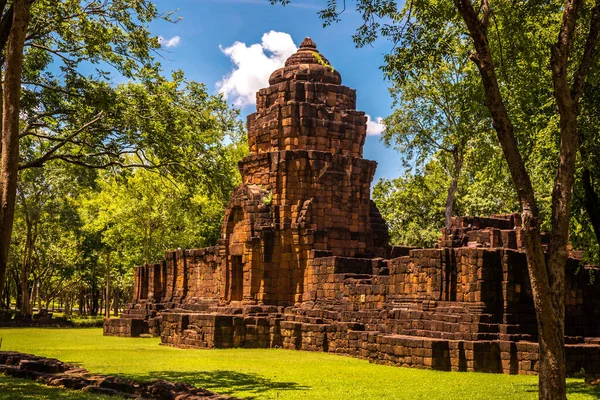 Parque Histórico Prasat Muang Singh, en el distrito de Sai Yok, Kanchanaburi, Tailandia — Foto de Stock