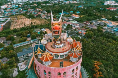 Nakhon Pathom, Tayland 'daki Ejder Tapınağı Wat Samphran