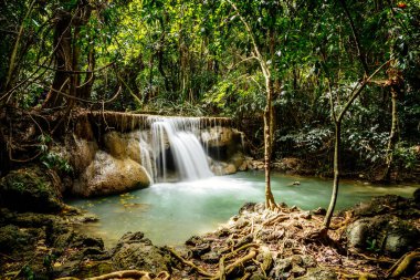 Khuean Srinagarindra Ulusal Parkı, Huay Mae Khamin Şelaleleri, Kanchanaburi, Tayland