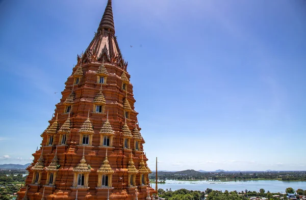 Wat Tham Khao Noi und Wat Tham Sua in Kanchanaburi, Thailand — Stockfoto