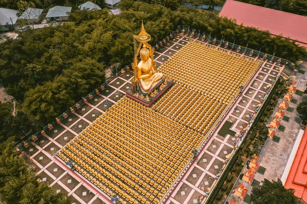 Phuttha Utthayan Makha Bucha Anusorn, Buddhism Memorial Park v Nakhon Nayok, Thajsko — Stock fotografie