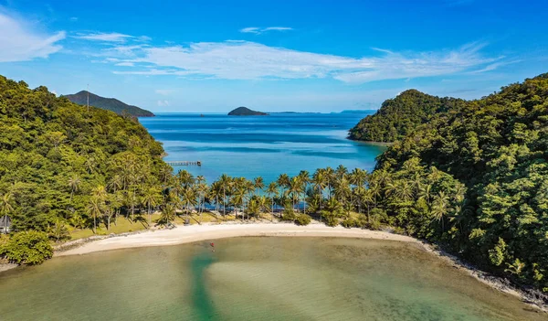 Koh Ngam 'ın havadan görünüşü, Koh Chang, Trat, Tayland