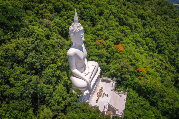 Wat Thep Phithak Punnaram en Nakhon Ratchasima, Tailandia — Foto de Stock