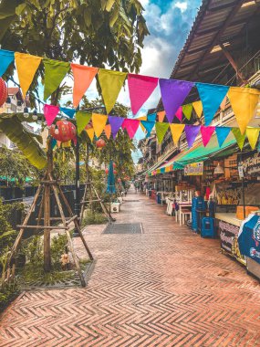 Çin Mahallesi 'ndeki Khlong Ong Ang Kanalı tecrit sırasında, Bangkok, Tayland