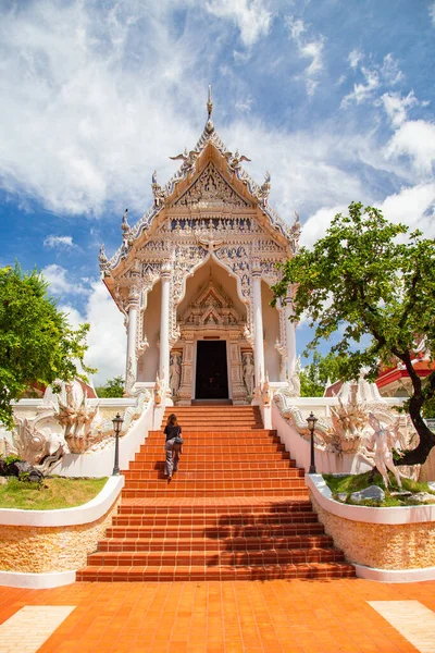 Wat Thap Pho Tanga templo en Ratchaburi, Tailandia —  Fotos de Stock