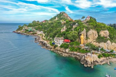 Wat Khao Takiab tepesi ve Hui Hin 'deki plaj, Prachuap Khiri Khan, Tayland