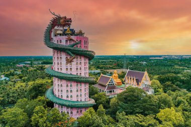 Nakhon Pathom, Tayland 'daki Ejder Tapınağı Wat Samphran