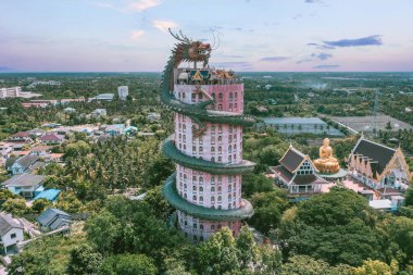 Nakhon Pathom, Tayland 'daki Ejder Tapınağı Wat Samphran
