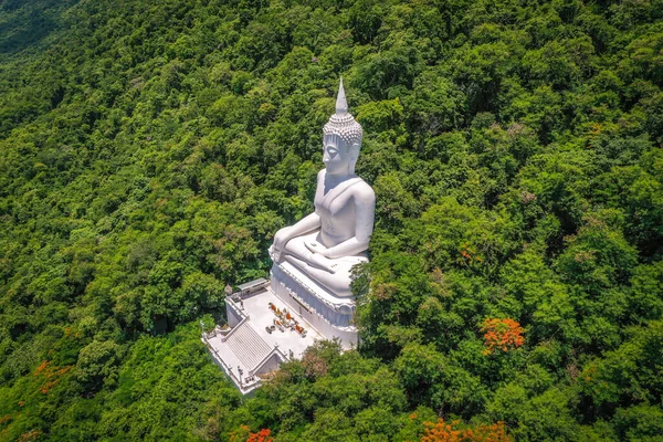 Wat Thep Phithak Punnaram en Nakhon Ratchasima, Tailandia — Foto de Stock