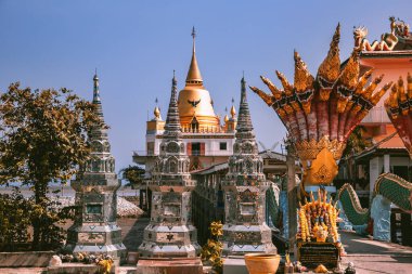 Chonburi, Tayland 'daki Wat Hong Thong Tapınağı.
