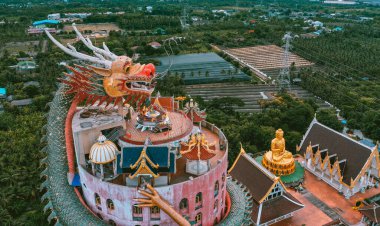 Nakhon Pathom, Tayland 'daki Ejder Tapınağı Wat Samphran