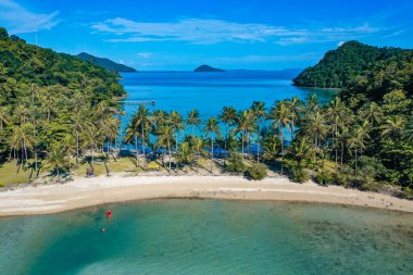 Koh Ngam 'ın havadan görünüşü, Koh Chang, Trat, Tayland