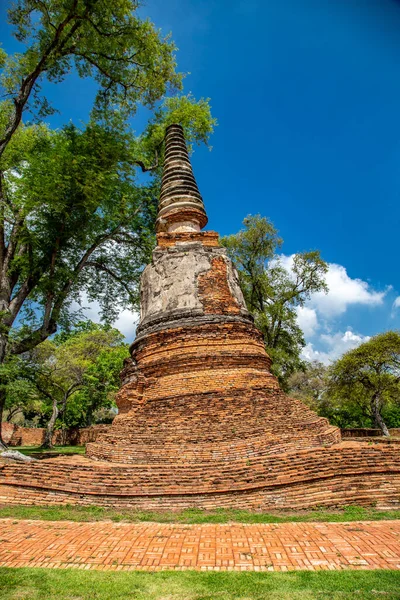 Phra Nakhon Si Ayutthaya 'daki Wat Phra Ram tapınağı, Tayland' ın tarihi şehri. — Stok fotoğraf