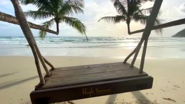 Klong Chao plajı ve Koh Kood, Trat, Tayland 'daki Double Palm Trees