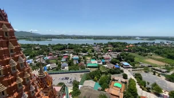 Wat Tham Khao Noi e Wat Tham Sua em Kanchanaburi, Tailândia — Vídeo de Stock