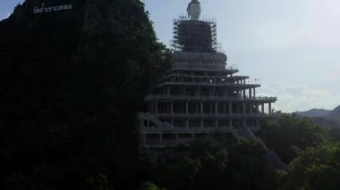 Wat tham khao laem tapınağı Kanchanaburi, Tayland