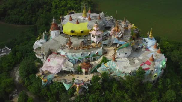Wat Simalai Songtham en Nakhon Ratchasima, Tailandia — Vídeos de Stock