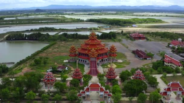 Wat Petch Suwan tempio cinese a Phetchaburi, Thailandia — Video Stock