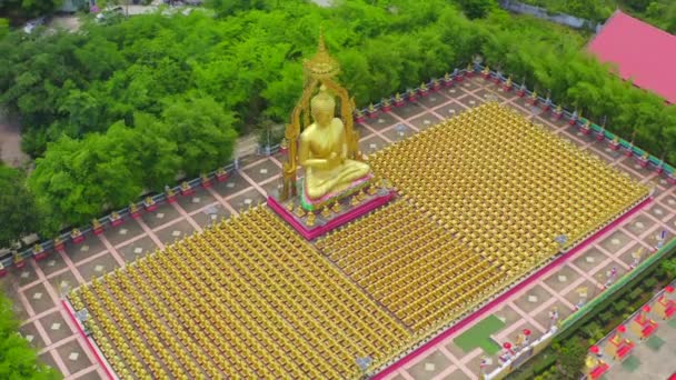 Phuttha Utthayan Makha Bucha Anusorn, Nakhon Nayok, Tayland 'daki Budizm Anıt Parkı — Stok video