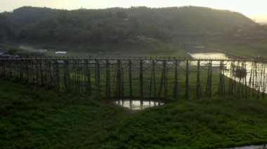 Mon Köprüsü, Sangkhlaburi 'de eski ahşap köprü, Kanchanaburi, Tayland