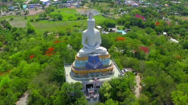 Wat Nong Hoi Park buddha statue and temple, in Ratchaburi, Thailand — Stock Video