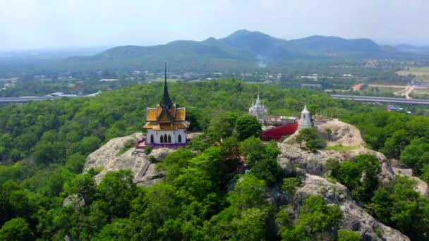 Vista aérea de Wat Phra Phutthachai en Saraburi, Tailandia — Vídeo de stock