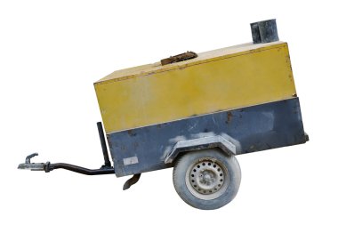 Beyaz arka plan üzerinde izole araba römork