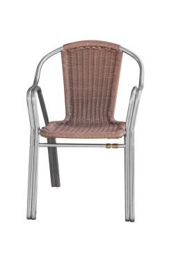 Hasır sandalye beyaz arkaplanda izole edildi