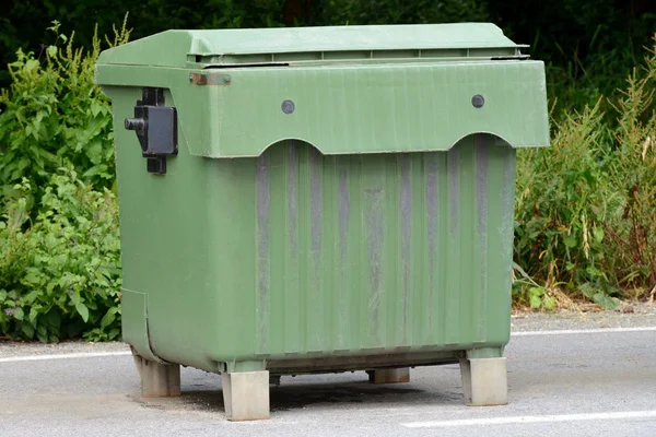 Huisvuil container close-up — Stockfoto