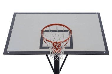 Basketbol tahtası beyaz arka planda kapalı.