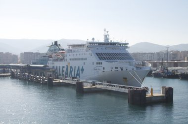 yolcu gemisinde bir bağlama