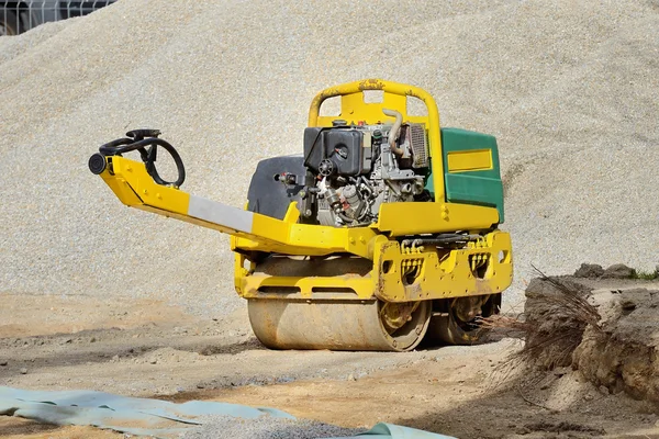 Asphaltverdichter für Bauarbeiten — Stockfoto