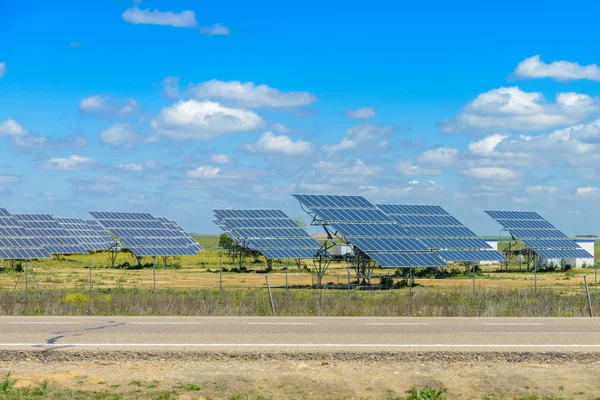 Afbeelding van zonne-panelen — Stockfoto