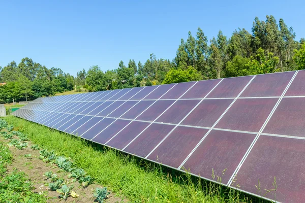 Imagem de painéis solares — Fotografia de Stock