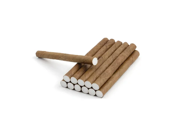 Pila de cigarritos apilados aislados sobre fondo blanco — Foto de Stock