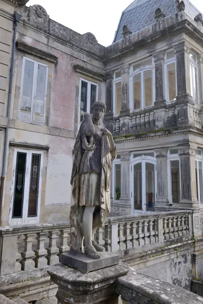 Estatua de un antiguo castillo — Foto de Stock