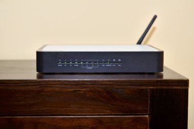 kablosuz wifi yönlendirici portre