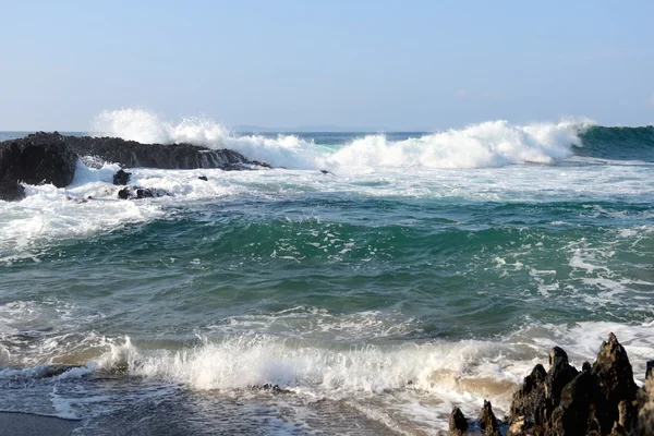 Surfovat na oceánu — Stock fotografie