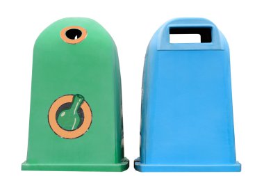Beyaz arka plan üzerinde izole dumpsters