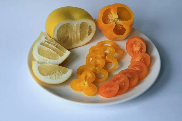 Slices Grapefruit Sliced Pepper Tomato — Stock Photo, Image