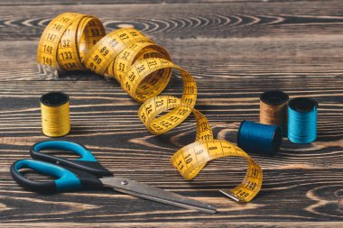 dikiş arka plan rengi konuları, ölçer ve makas ile