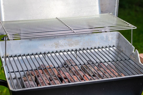 Fragmento Churrasco Gás Com Pedras Lava Foco Seletivo — Fotografia de Stock