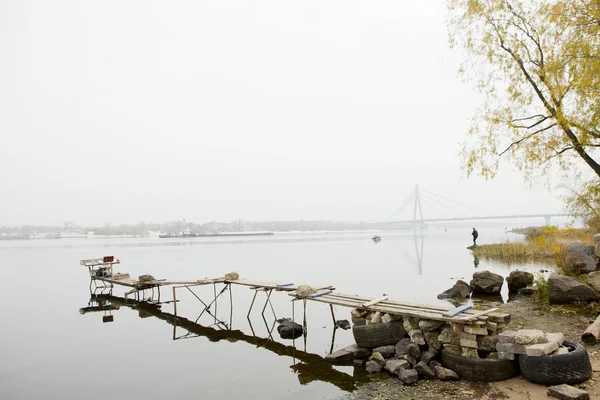 Dimmigt floden — Stockfoto