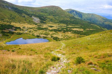 Dağlık manzara, dağ gölü,