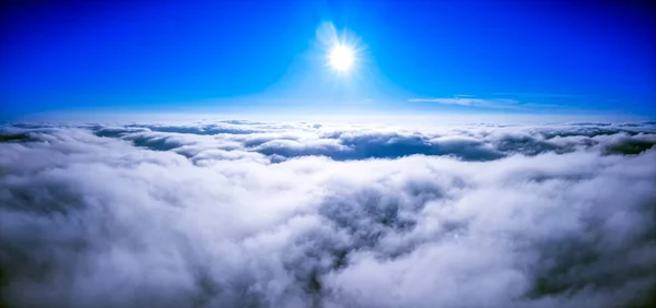 Cielo Soleggiato Sfondo Astratto Bel Paesaggio Nuvoloso Sul Cielo Vista — Foto Stock