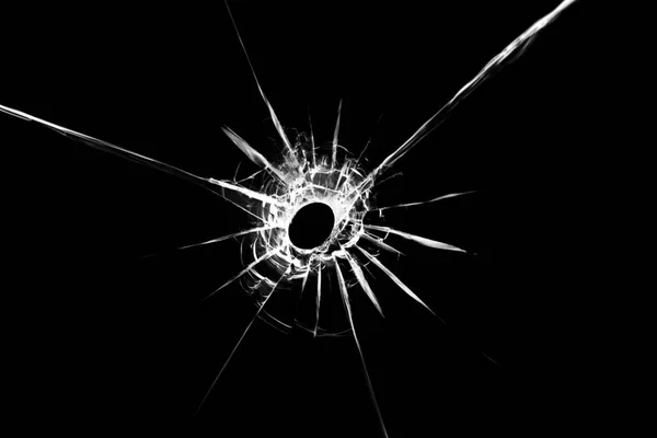 黒を基調とした中央に穴の開いたガラスの質感が描かれています 窓への亀裂の影響 — ストック写真