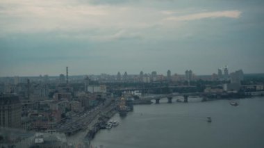 Gün batımında setin güzel panoramik manzarası