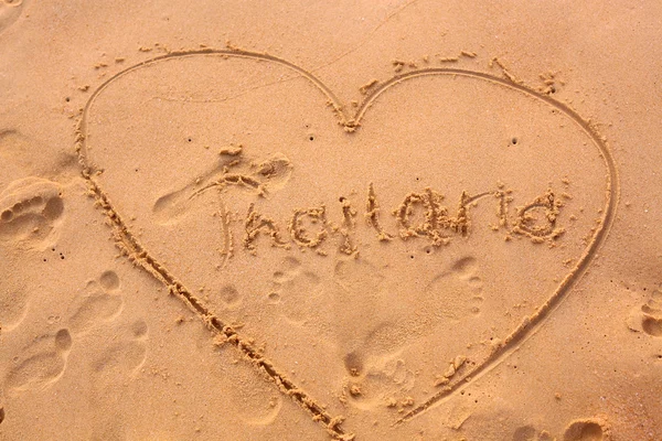 Thailandia iscrizione nel cuore sulla sabbia — Foto Stock