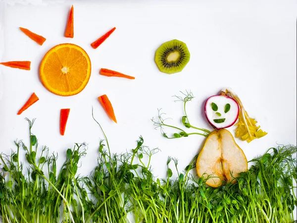 Little girl playing ball in the sunny meadow — Stock Photo, Image